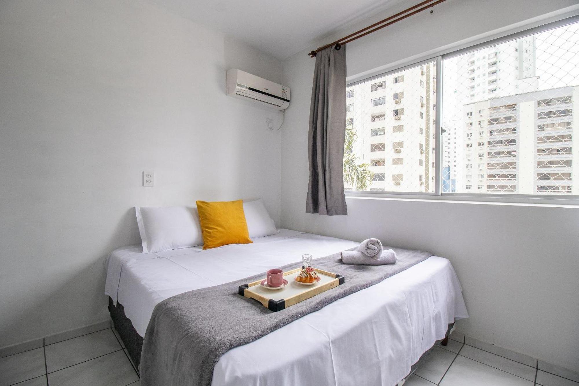 Ico73 - Apto 1 Dorm, Confortavel, Av Brasil Apartamento
